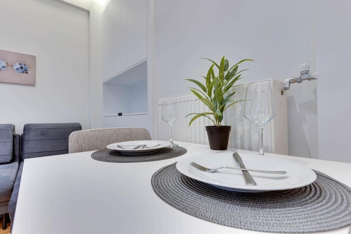 Elegant Flat 5 Walk To Metro Panormou Apartament Ateny